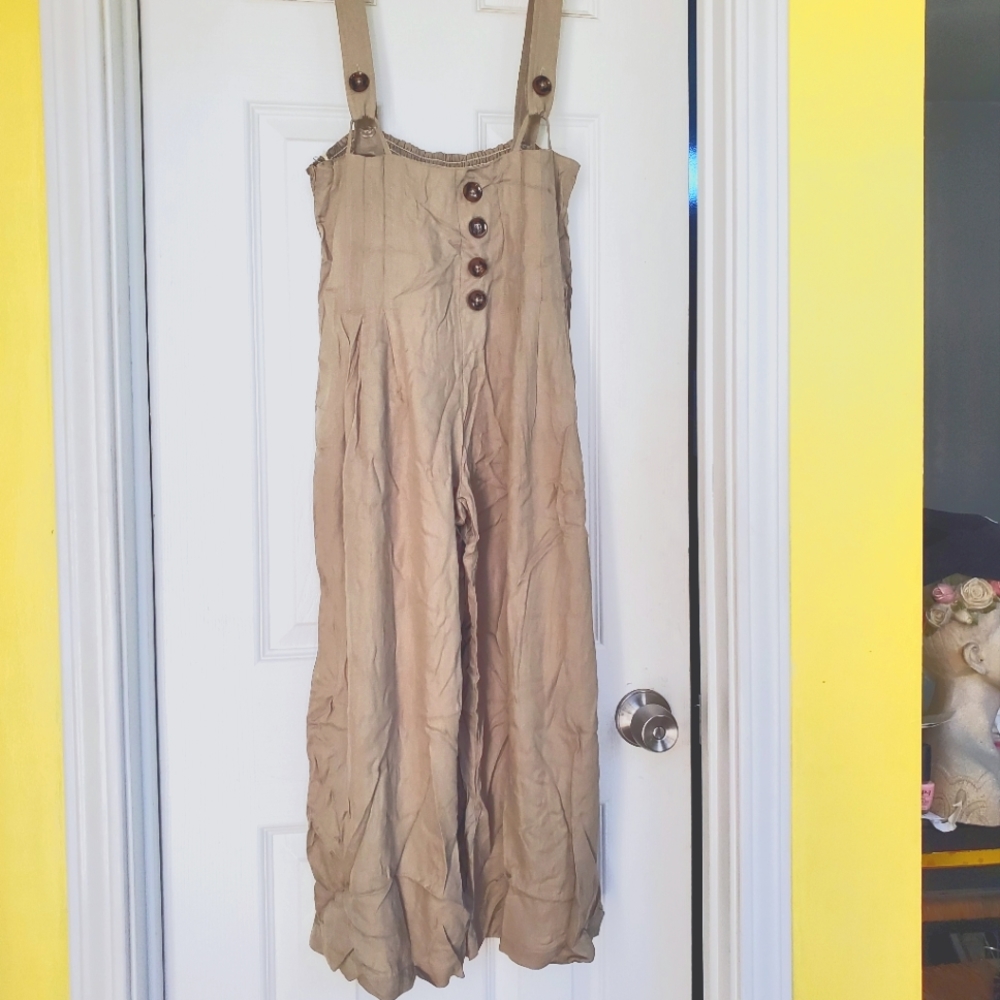Entro Khaki Overalls with Strap